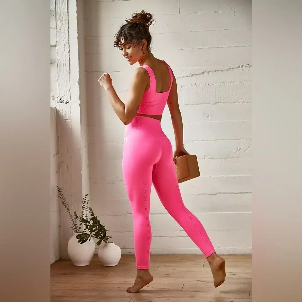 NWOT Free People High-Rise 7/8 Length Good Karma Leggings - Picture 2 of 9